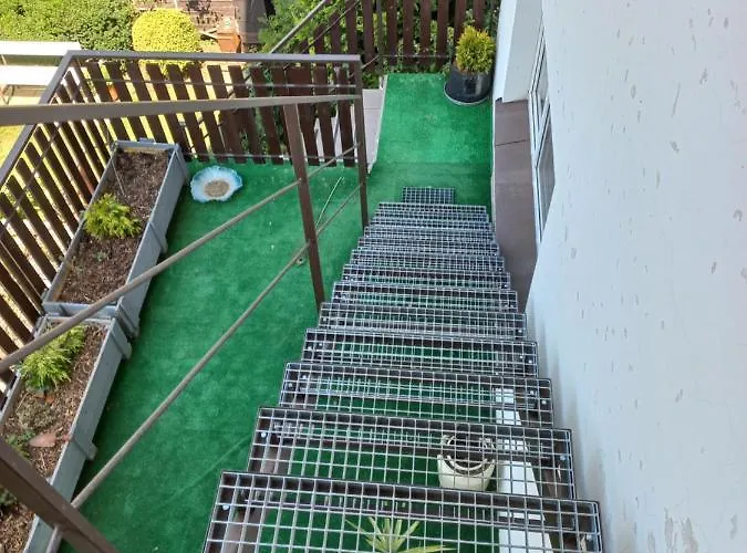 Paradise Apartment *