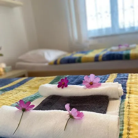 Paradise Apartment *